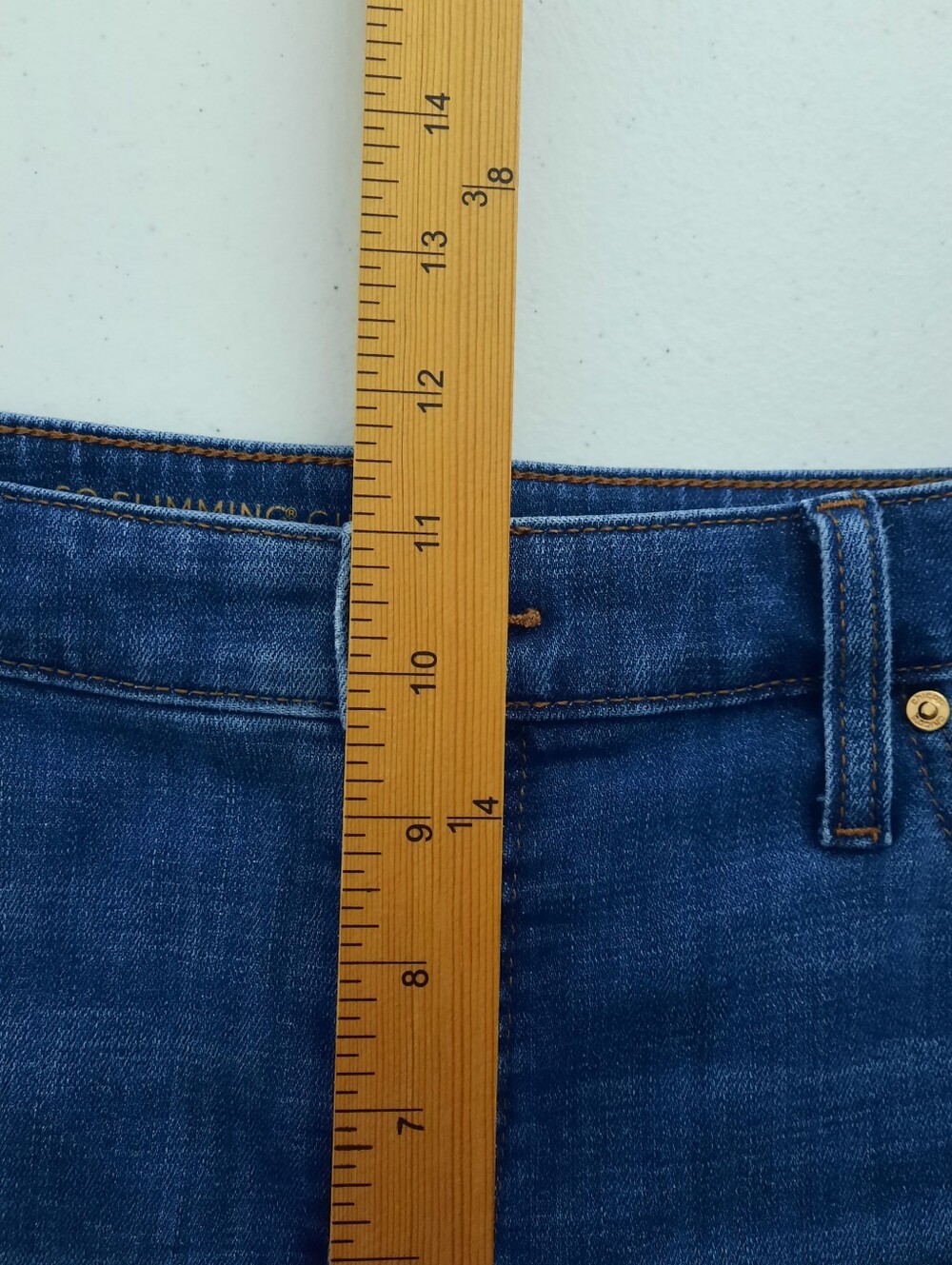 Chico's Embellished Raw Hem So Slimming Girlfriend Slim Leg Crop Jeans size 10 - Picture 12 of 15